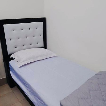 Hotel Seven Star Dhaka Buitenkant foto