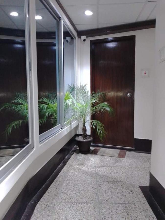 Hotel Seven Star Dhaka Buitenkant foto