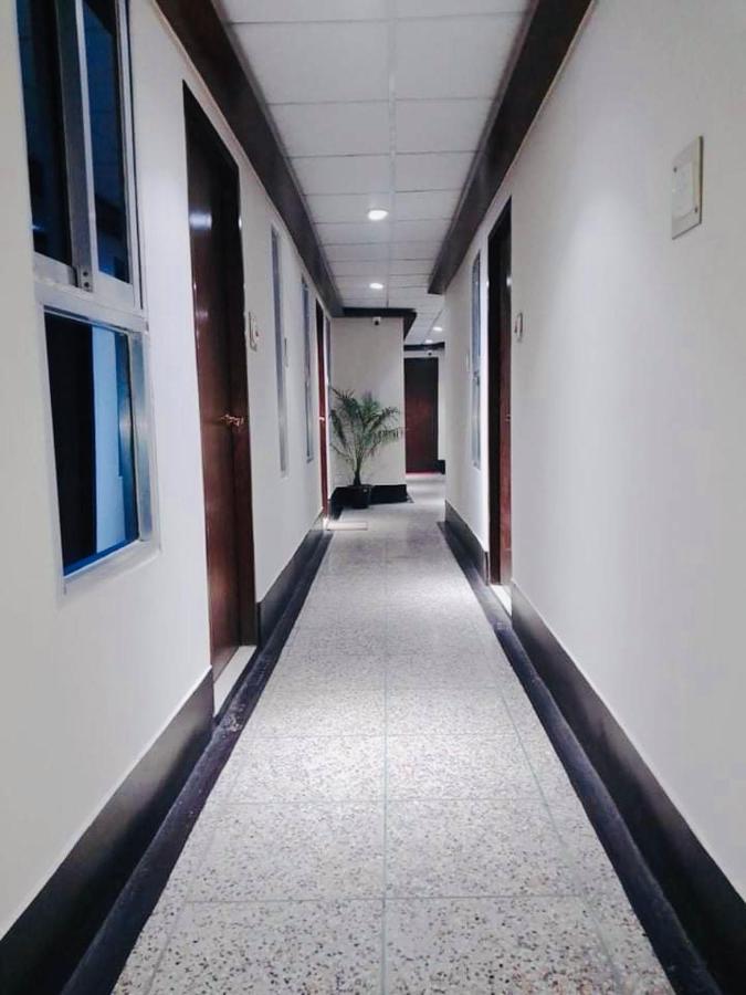 Hotel Seven Star Dhaka Buitenkant foto